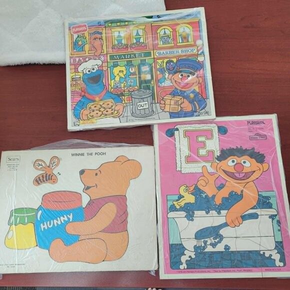 Wooden Board Puzzles Lot of three 11.5 x 9.5 Sesame St, Ernie, Winnie - Picture 1 of 4